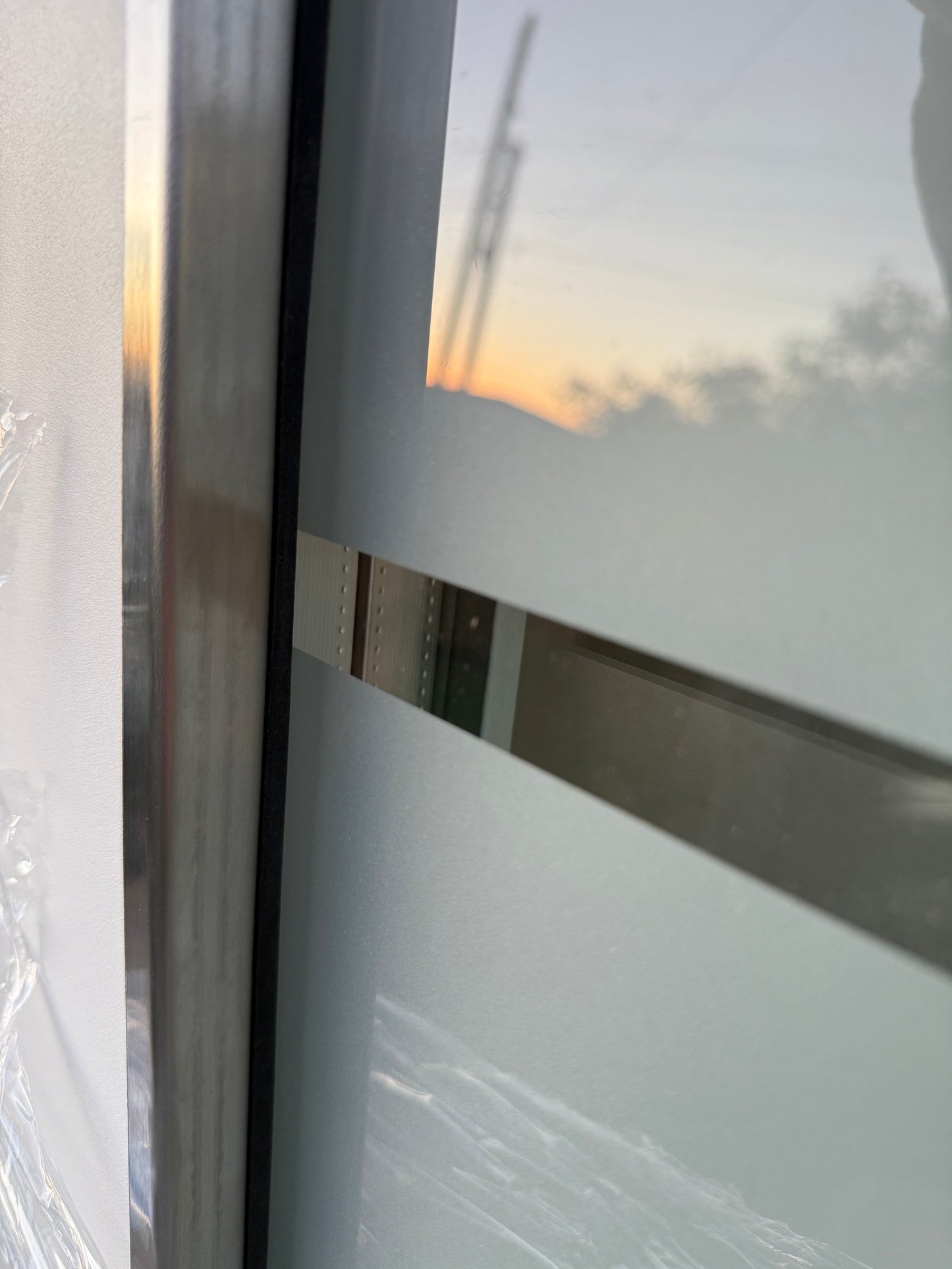 Ușă Exterior Z-332 Dublă Alb Sidefat