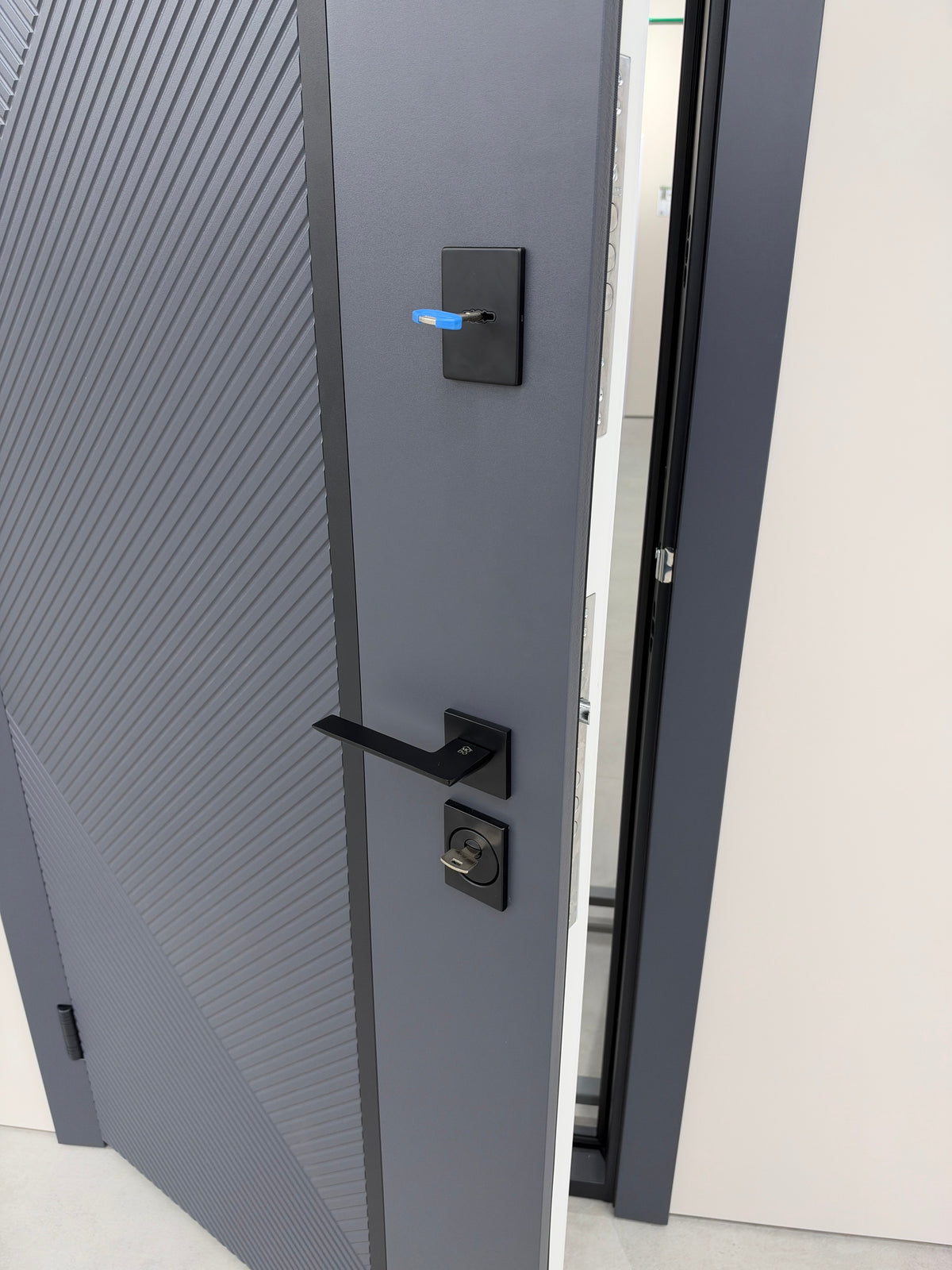 Ușă Exterior Spartan Molding Negru/Alb