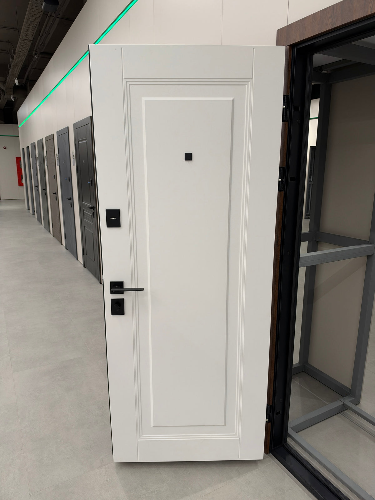 Ușă Exterior Florentia Nuc/Alb